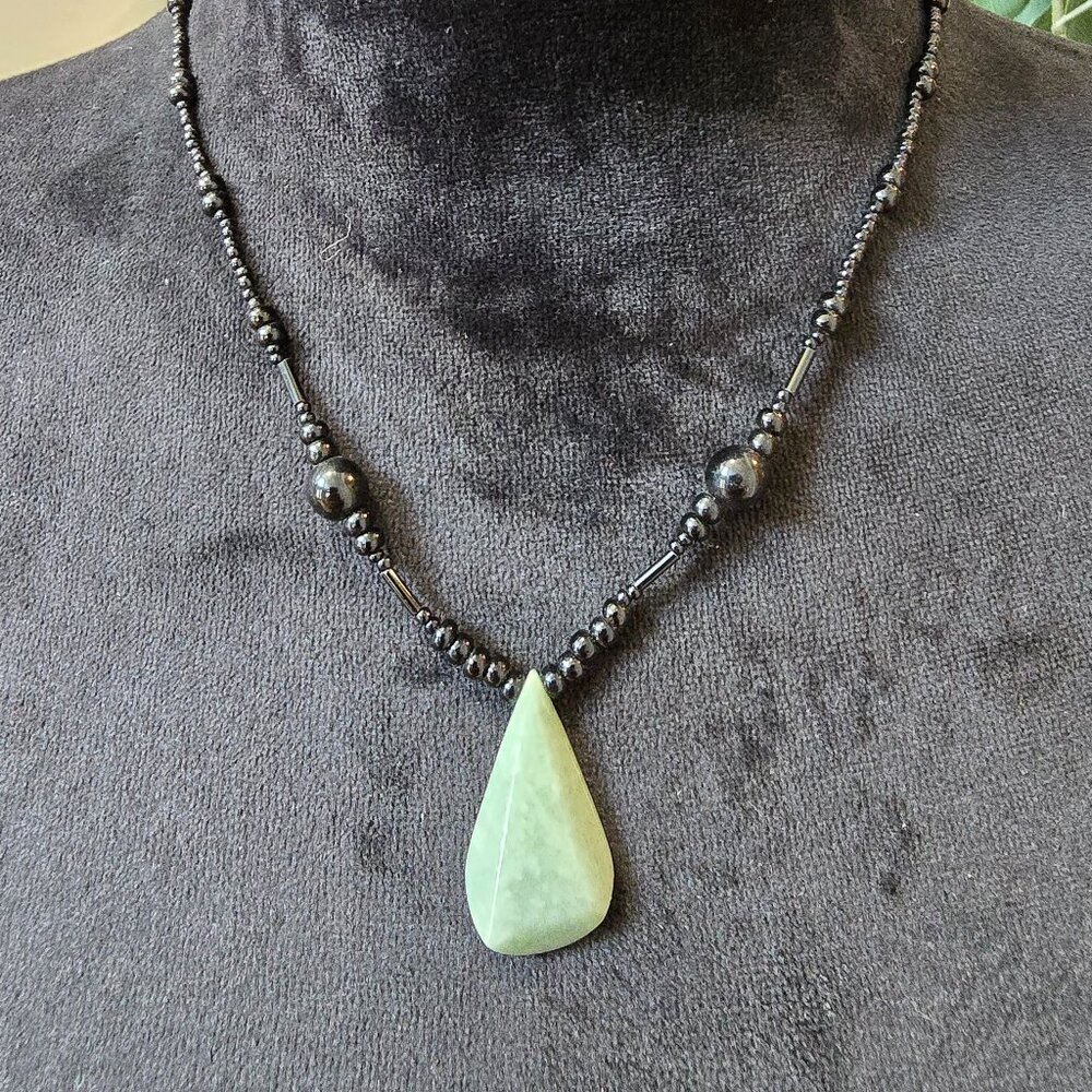 Womens Black Beaded Green Teardrop Acrylic Pendant Necklace With Lobster Clasp